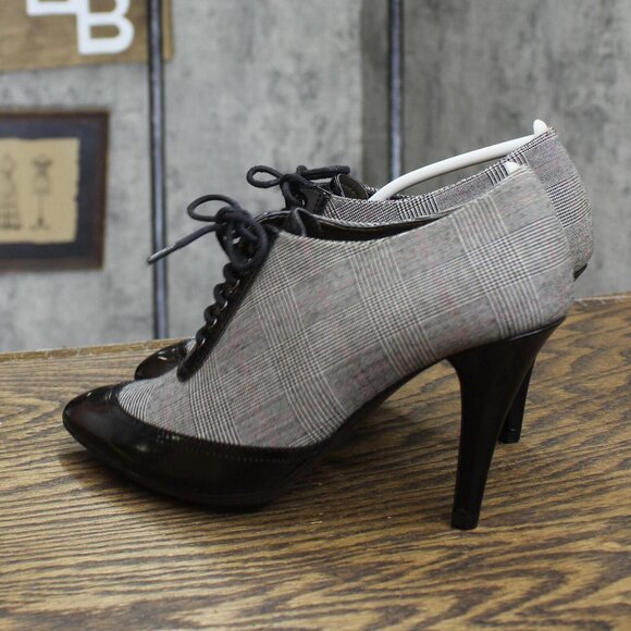 NWT Circa by Joan & David Vintage Lace Up Glen Plaid Heels Black Multi 6.5M - Picture 2 of 7